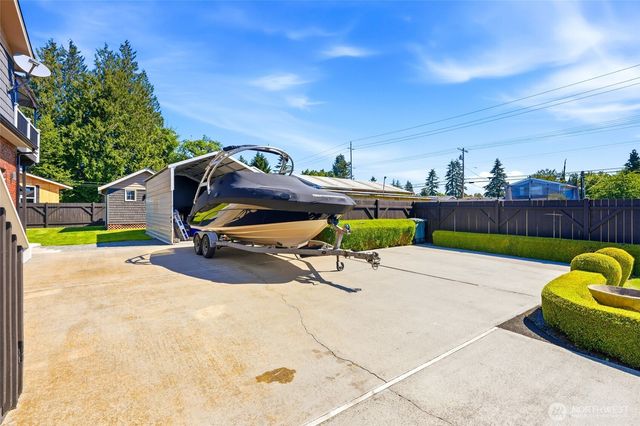 423 106th Place SW, Everett, WA 98204