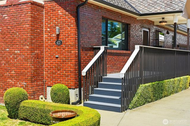 423 106th Place SW, Everett, WA 98204