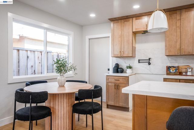 42663 Hamilton Way, Fremont, CA 94538