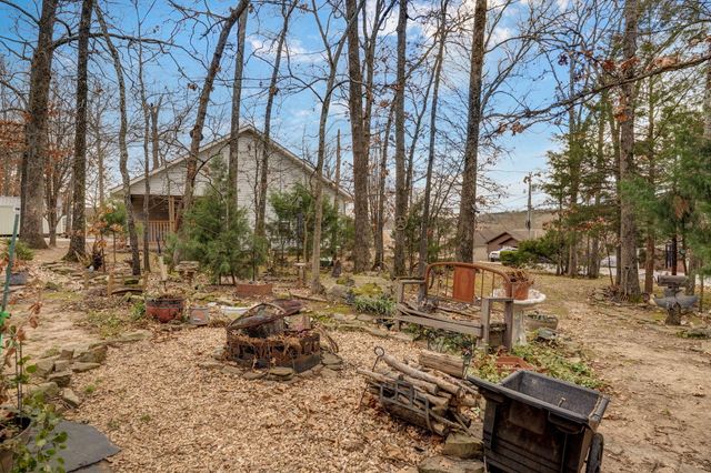 134 Deer Park Circle, Kimberling City, MO 65686