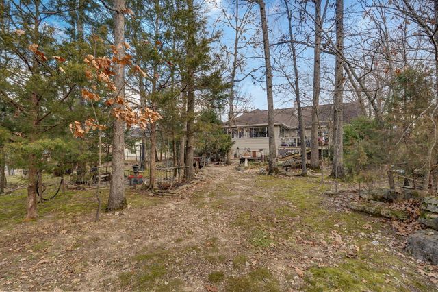 134 Deer Park Circle, Kimberling City, MO 65686