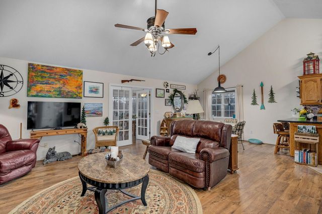 134 Deer Park Circle, Kimberling City, MO 65686