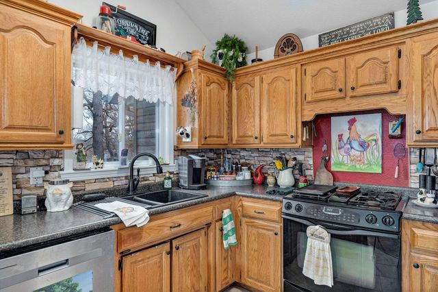 134 Deer Park Circle, Kimberling City, MO 65686