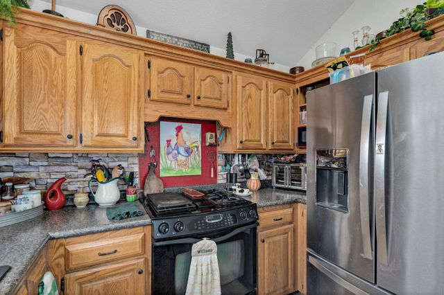 134 Deer Park Circle, Kimberling City, MO 65686