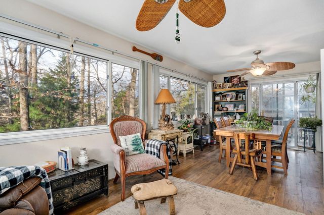 134 Deer Park Circle, Kimberling City, MO 65686