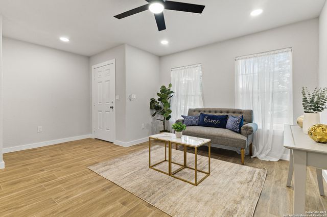 314 Shrine, San Antonio, TX 78221