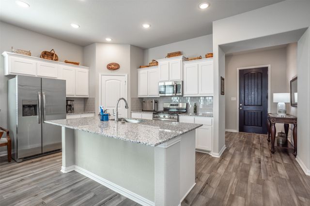 622 Juneau Street, Gainesville, TX 76240