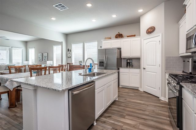 622 Juneau Street, Gainesville, TX 76240