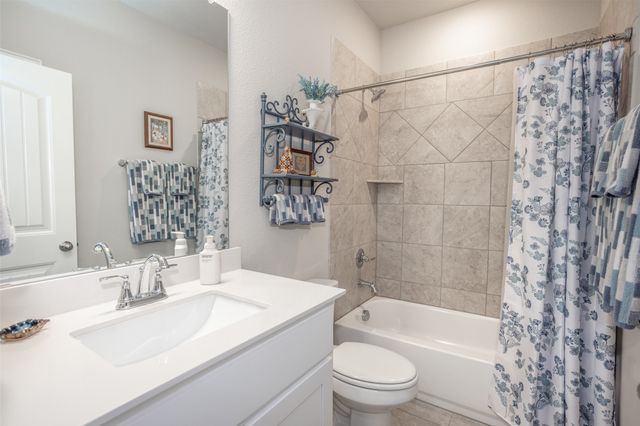 622 Juneau Street, Gainesville, TX 76240