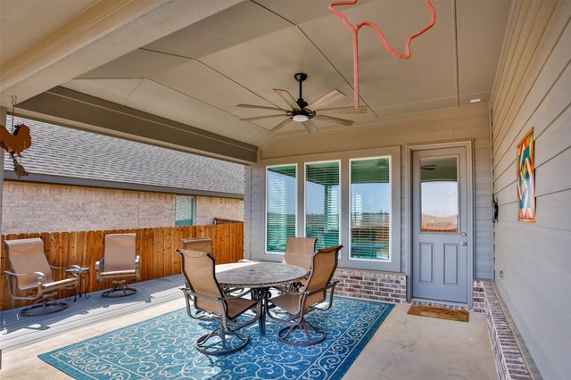 622 Juneau Street, Gainesville, TX 76240