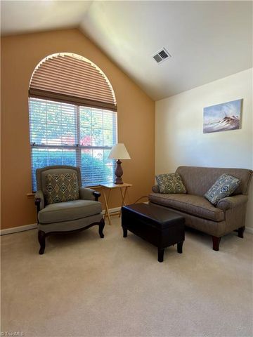 3706 Queenswood Lane, Jamestown, NC 27282