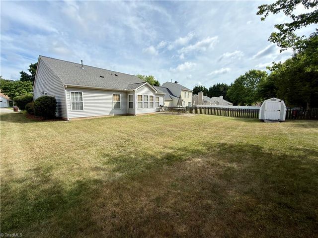 3706 Queenswood Lane, Jamestown, NC 27282