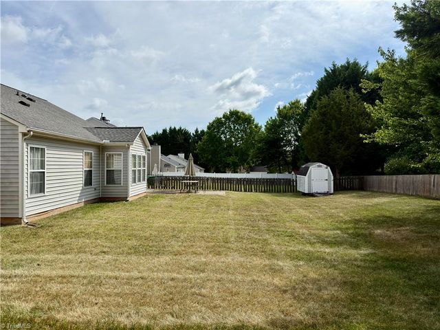 3706 Queenswood Lane, Jamestown, NC 27282