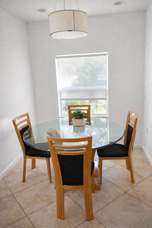 2521 NW 31st Court 2521, Oakland Park, FL 33309