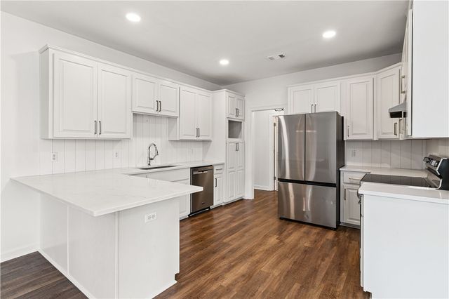 417 Colley Lane, St Simons Island, GA 31522