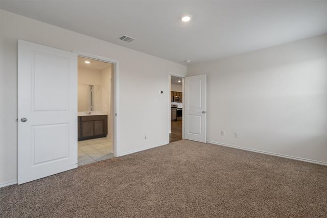 4206 Showboat Lane, Forney, TX 75126