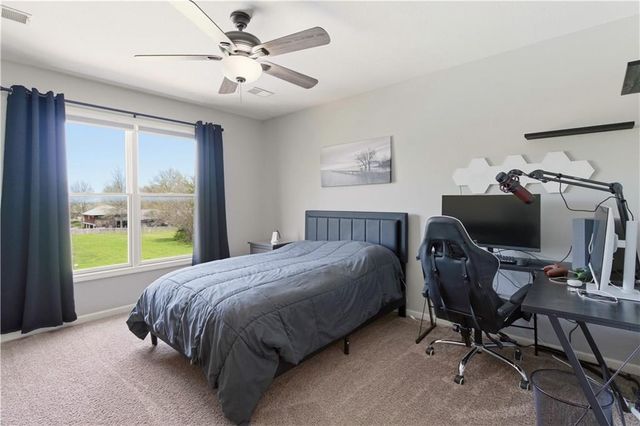 716 SW 163rd Street, Lee's Summit, MO 64082