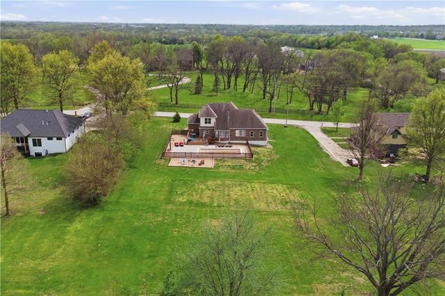 716 SW 163rd Street, Lee's Summit, MO 64082
