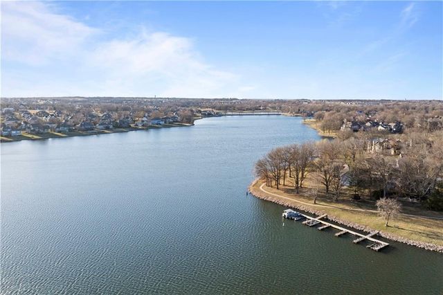 716 SW 163rd Street, Lee's Summit, MO 64082