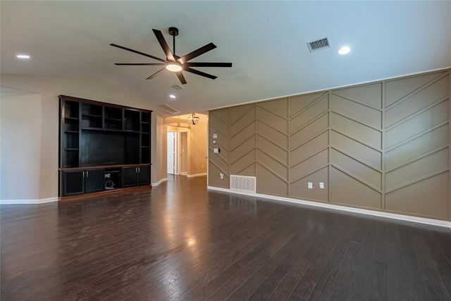 616 Joppa RD, Leander, TX 78641