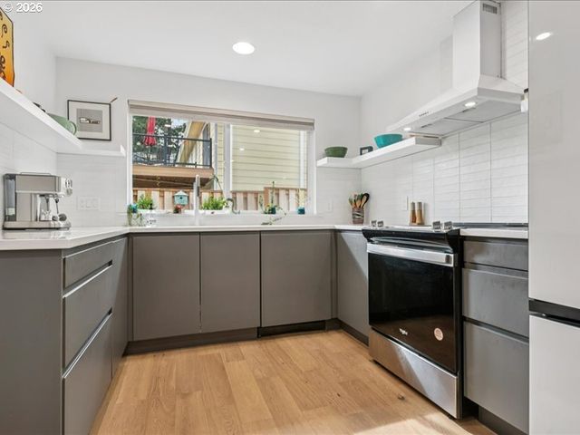 7650 Sw 141ST Ave, Beaverton, OR 97008