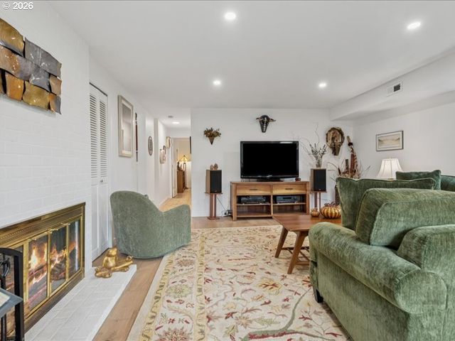 7650 Sw 141ST Ave, Beaverton, OR 97008