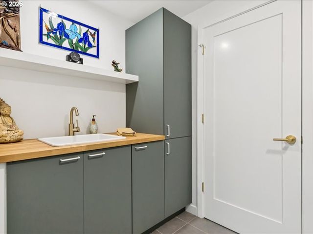 7650 Sw 141ST Ave, Beaverton, OR 97008