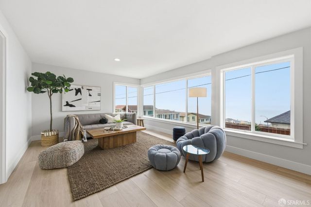 84 Longview Drive, Daly City, CA 94015