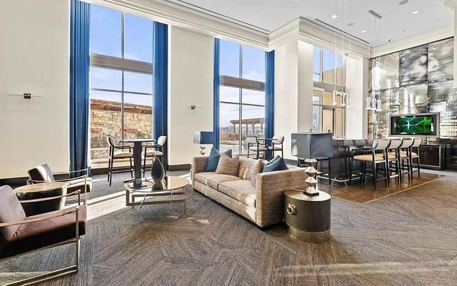 270 17th Street NW 1201, Atlanta, GA 30363