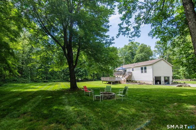 25 Woodward Road, Brooklyn, CT 06234