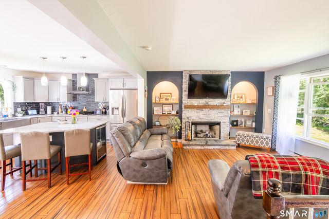 25 Woodward Road, Brooklyn, CT 06234