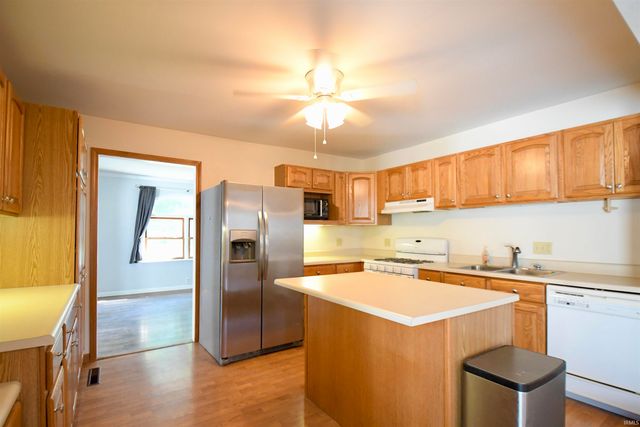 123 8th Street, Oolitic, IN 47421