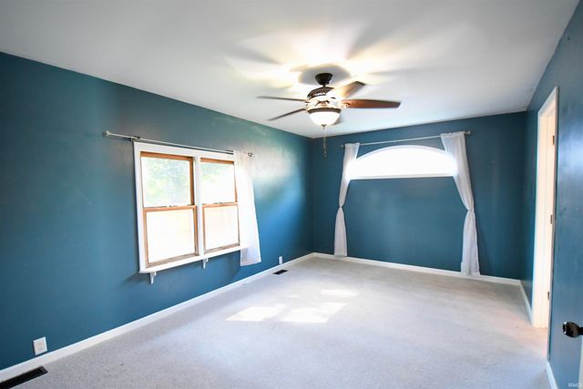 123 8th Street, Oolitic, IN 47421