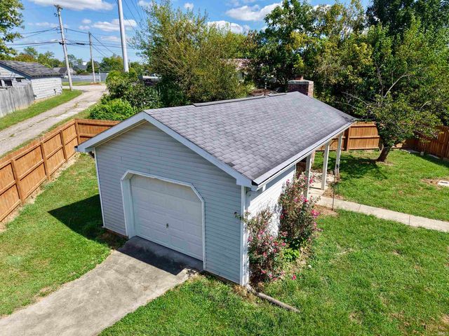 123 8th Street, Oolitic, IN 47421