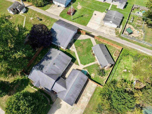 123 8th Street, Oolitic, IN 47421