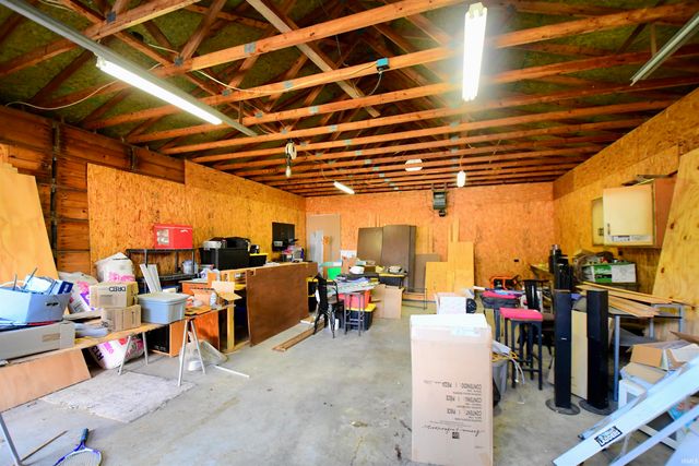 123 8th Street, Oolitic, IN 47421