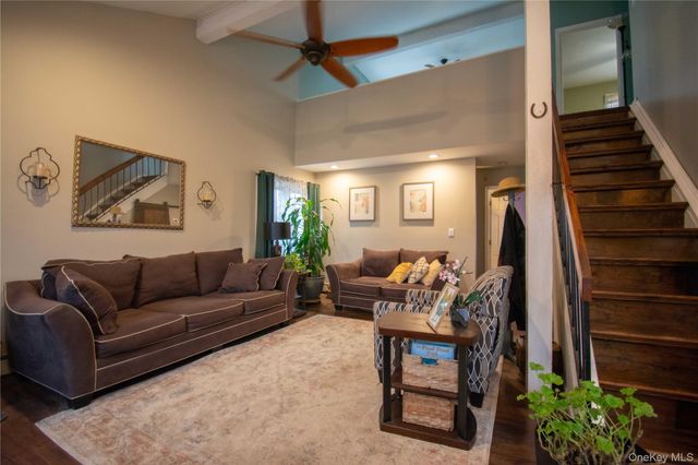 36 Narragansett Avenue, Medford, NY 11763