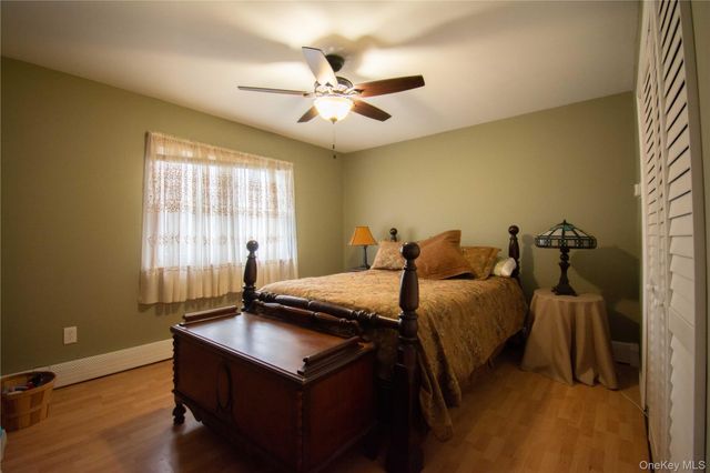 36 Narragansett Avenue, Medford, NY 11763