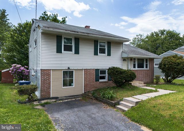 13 JUDY LN, Harrisburg, PA 17112