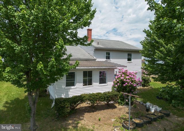 13 JUDY LN, Harrisburg, PA 17112