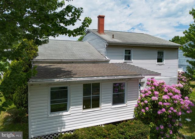 13 JUDY LN, Harrisburg, PA 17112