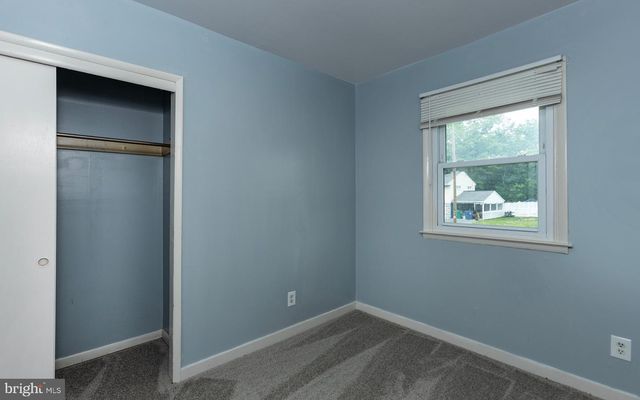 13 JUDY LN, Harrisburg, PA 17112