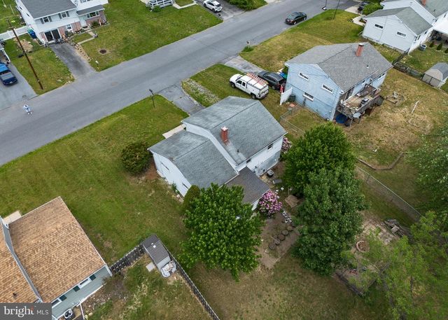 13 JUDY LN, Harrisburg, PA 17112