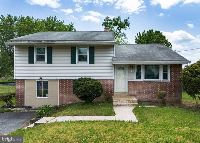 13 JUDY LN, Harrisburg, PA 17112