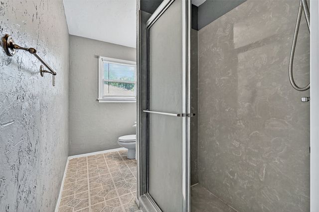 2300 N Shannon Street, Sherman, TX 75092