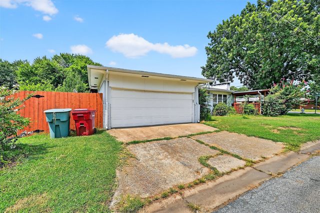 2300 N Shannon Street, Sherman, TX 75092
