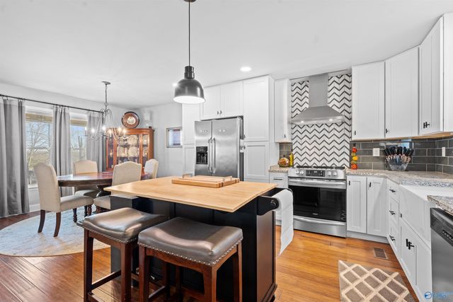 205 Walter Bird Drive, Owens Cross Roads, AL 35763