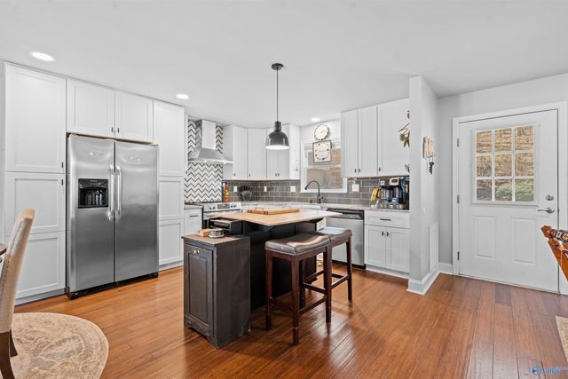 205 Walter Bird Drive, Owens Cross Roads, AL 35763