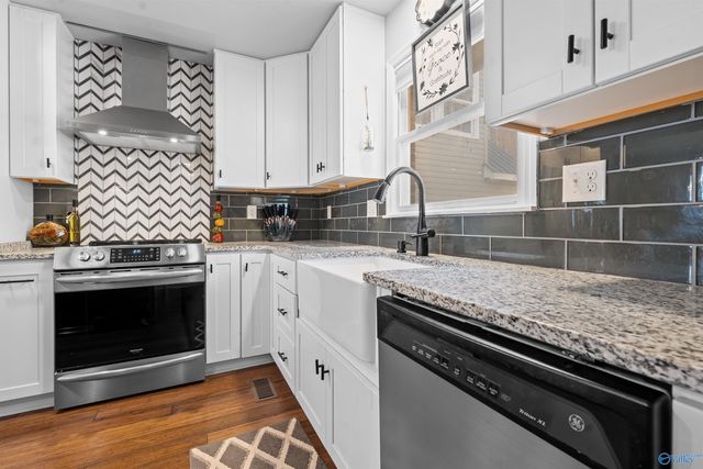 205 Walter Bird Drive, Owens Cross Roads, AL 35763