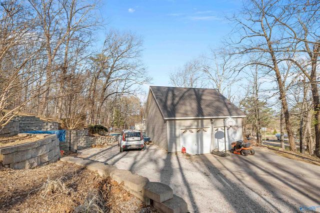 205 Walter Bird Drive, Owens Cross Roads, AL 35763